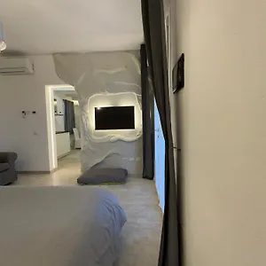 https://sirmionerooms.it-lombardy.com