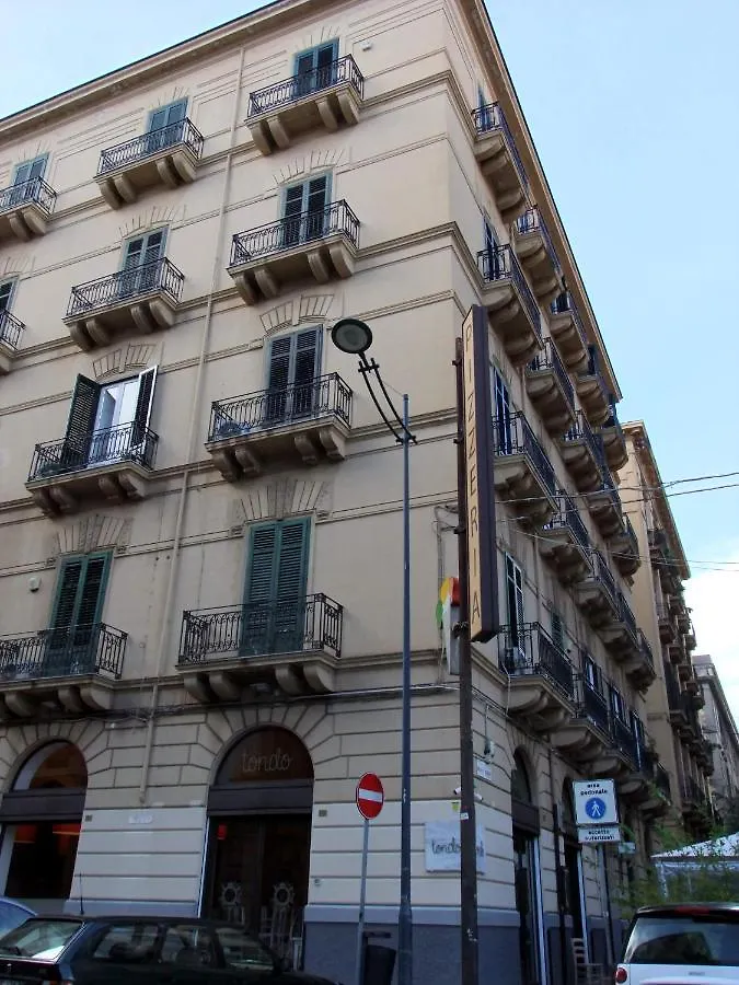 B&B L'Orlando Furioso Palermo Itália